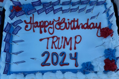 Trump-cake-with-Trump-2024-flags